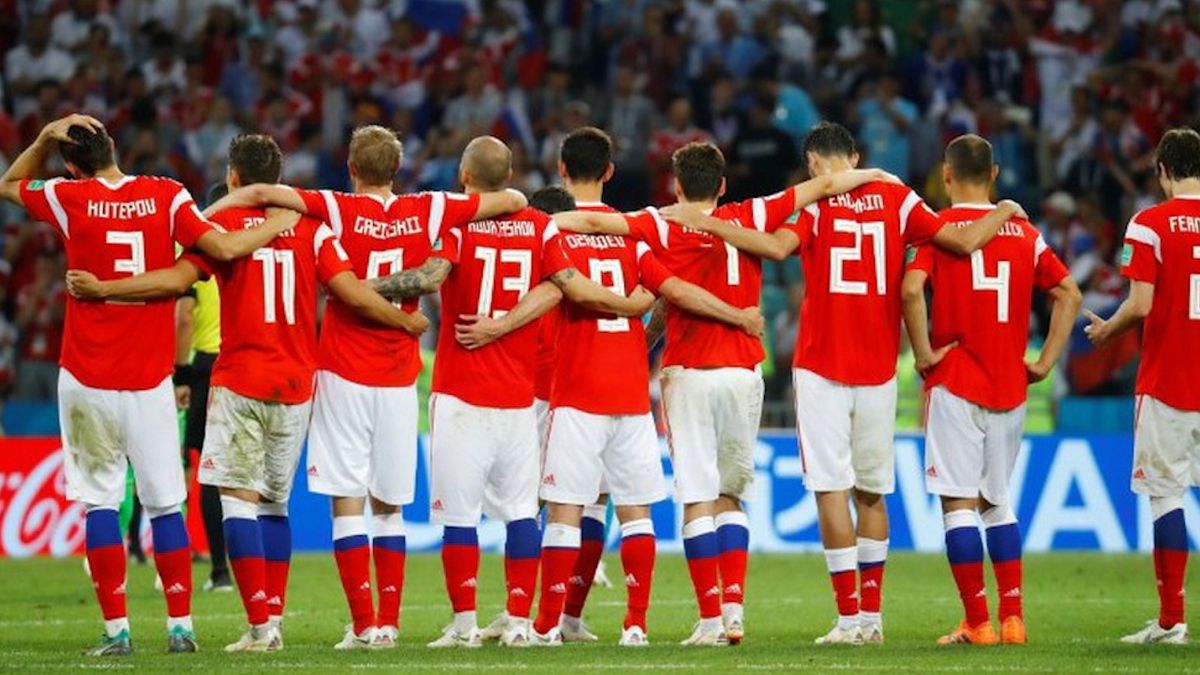 FIFA prohíbe la bandera y el himno de Rusia