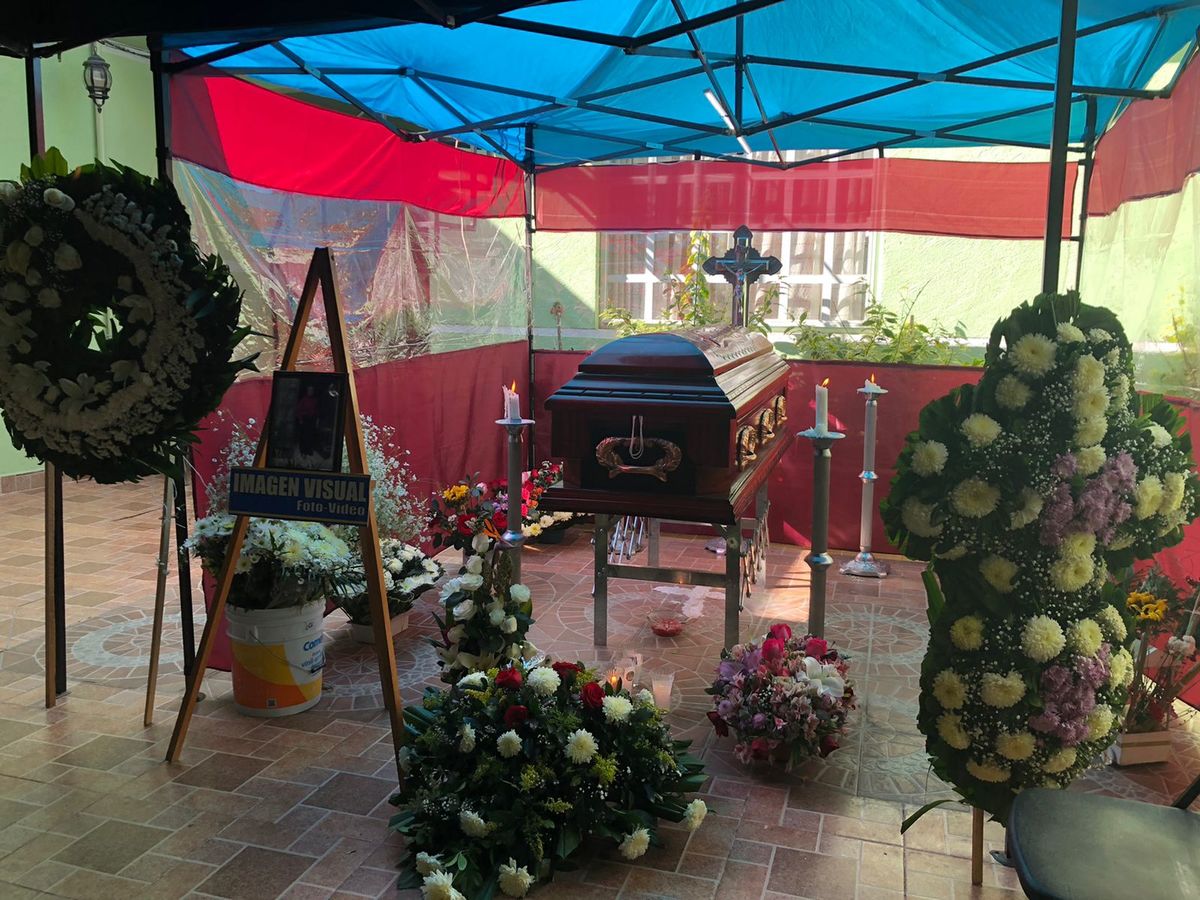 Le dieron el último adiós en el panteón de Jardines de Oriente.