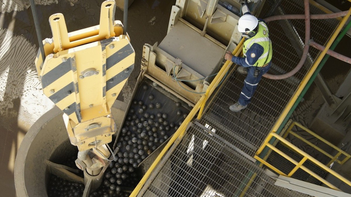 Producción minerometalúrgica cayó 7.3% en diciembre