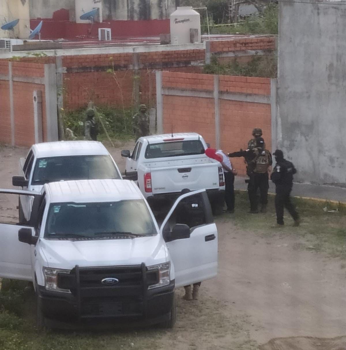 Tres personas fueron detenidas tras un operativo en el motel.