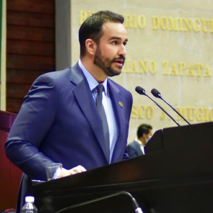 Agustin Basave lamenta que SEP elimine escuelas de tiempo completo. Foto: Especial