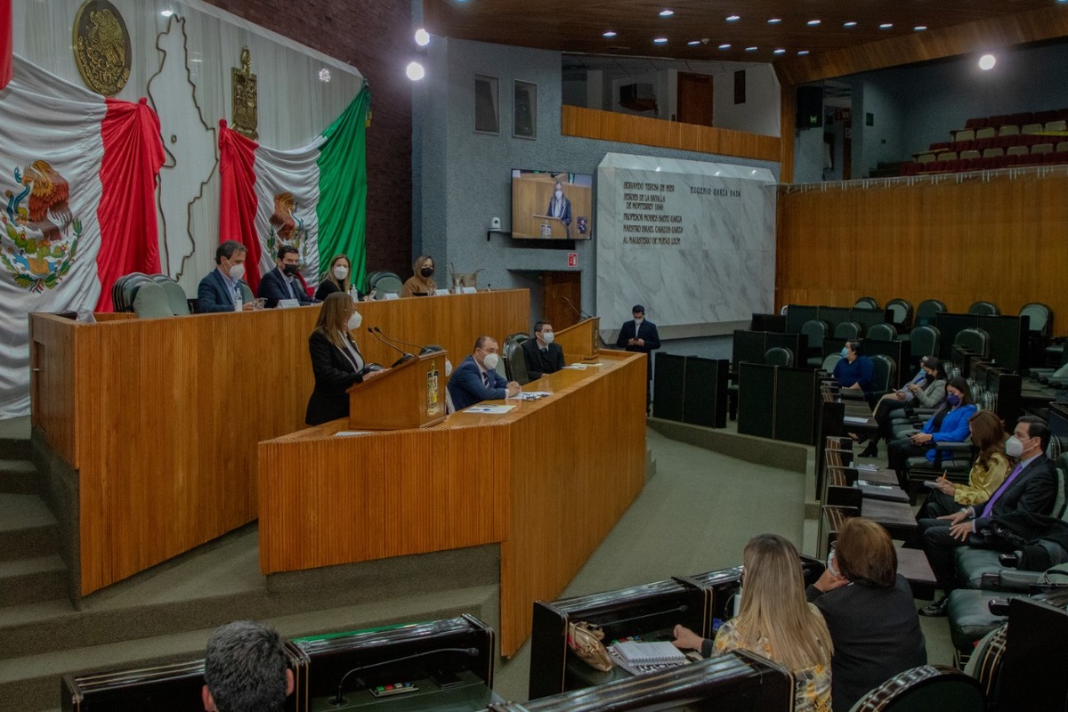 CEDH capacita a Congreso de NL en materia de derechos humanos. Foto: Especial.