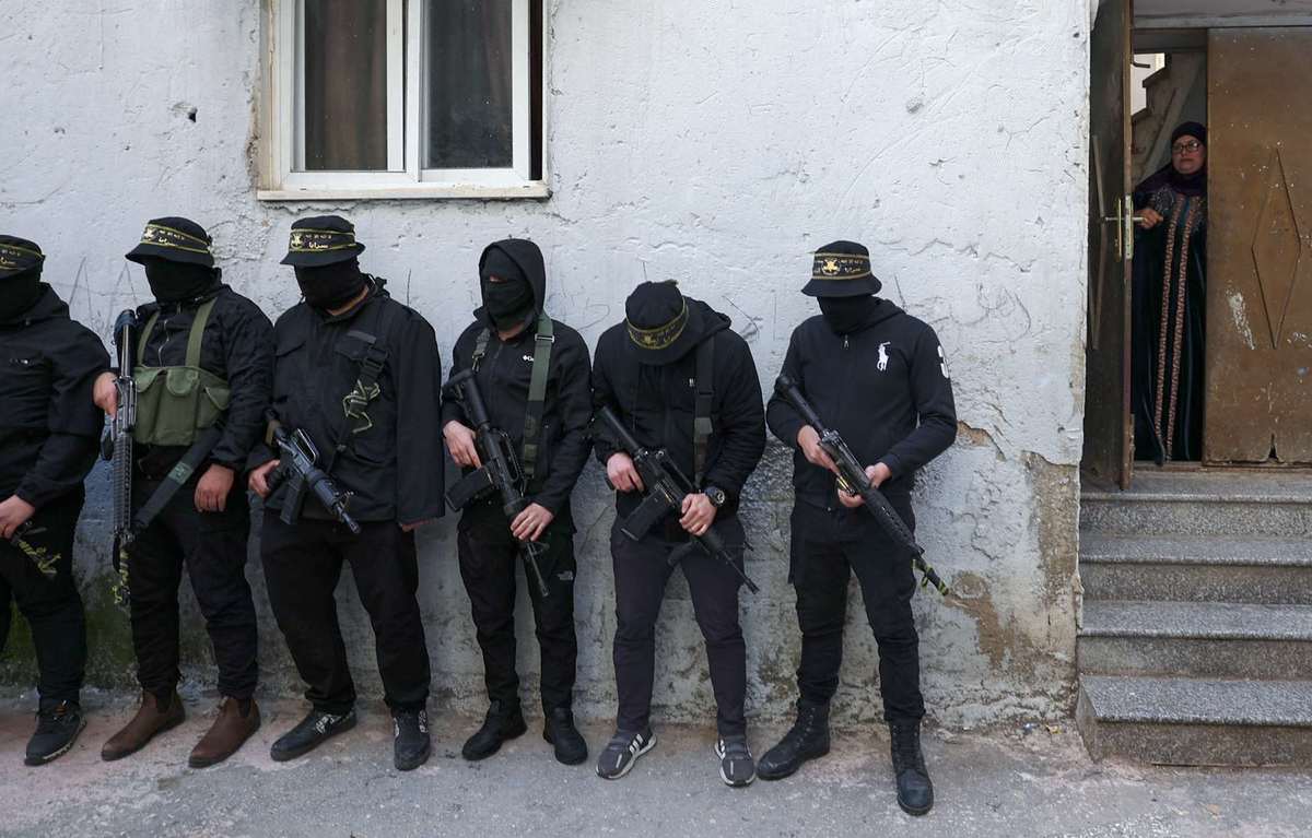 Fuerzas israelíes disparan contra ciudadanos palestinos (AFP)