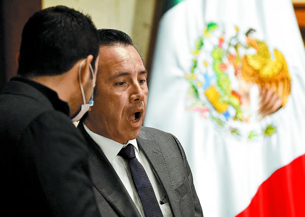 El mandatario veracruzano durante una conferencia de prensa que ofreció en Palacio de Gobierno. Cuartoscuro