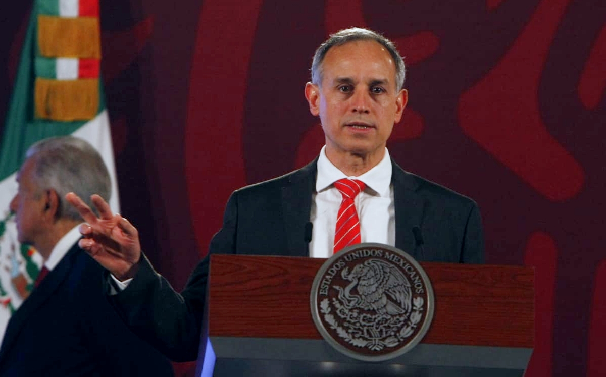 La mortalidad y los casos activos han disminuido considerablemente en México. | Ariana Pérez