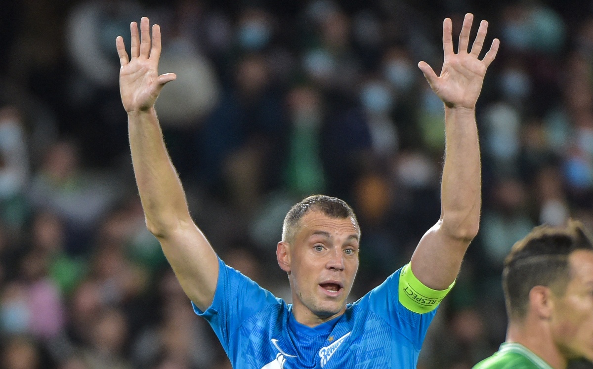 Artem Dzyuba responde a ataques de futbolistas ucranianos (AFP)