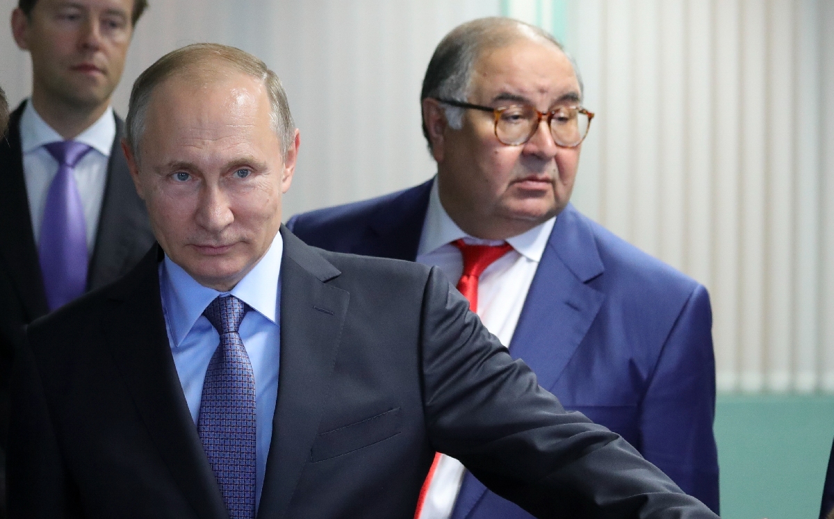 El presidente ruso, Vladimir Putin, durante una visita al Lebedinsky en 2017. | AP