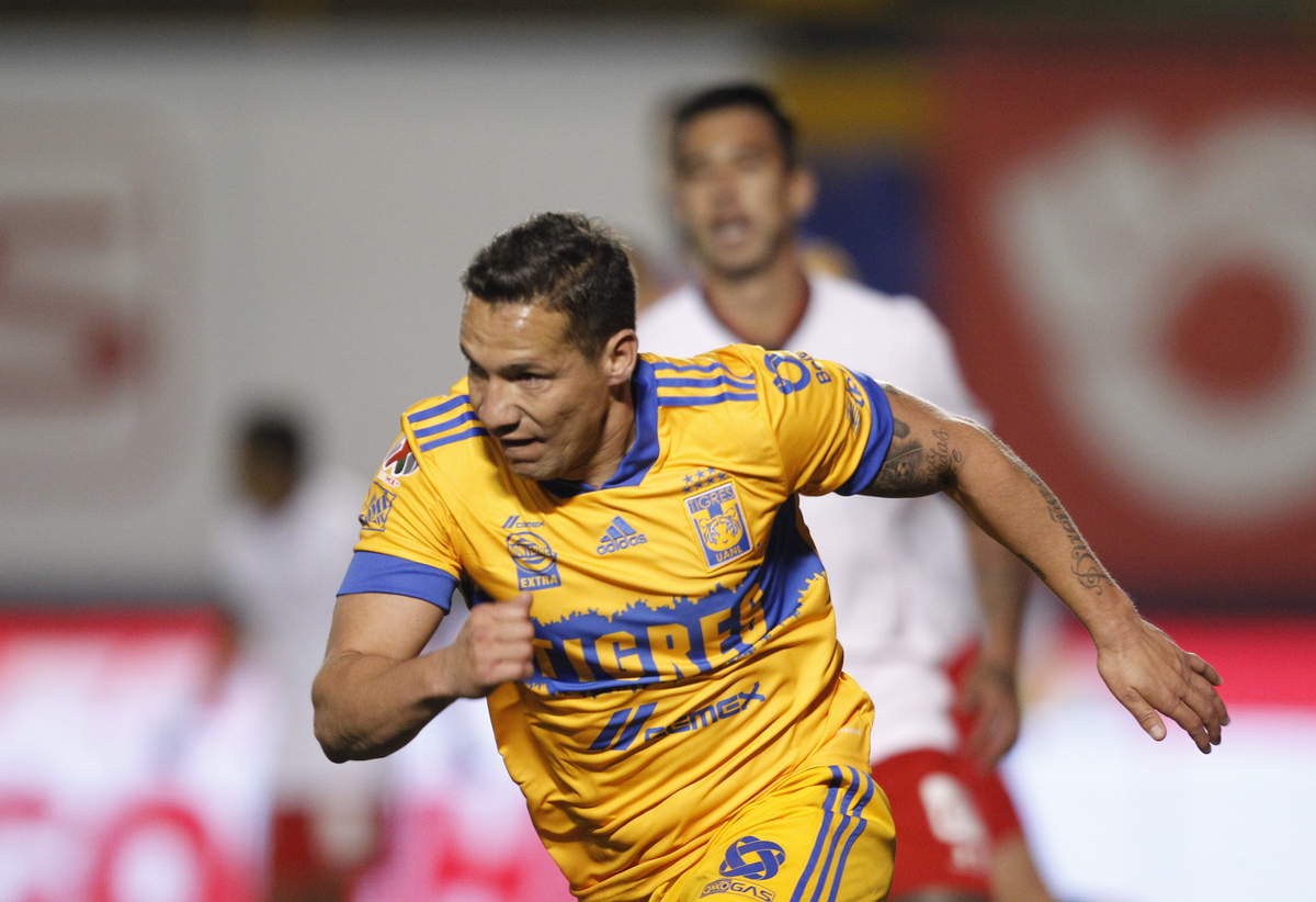 Tigres confirma baja Jesús Deñas para partido ante Pachuca (Imago7)