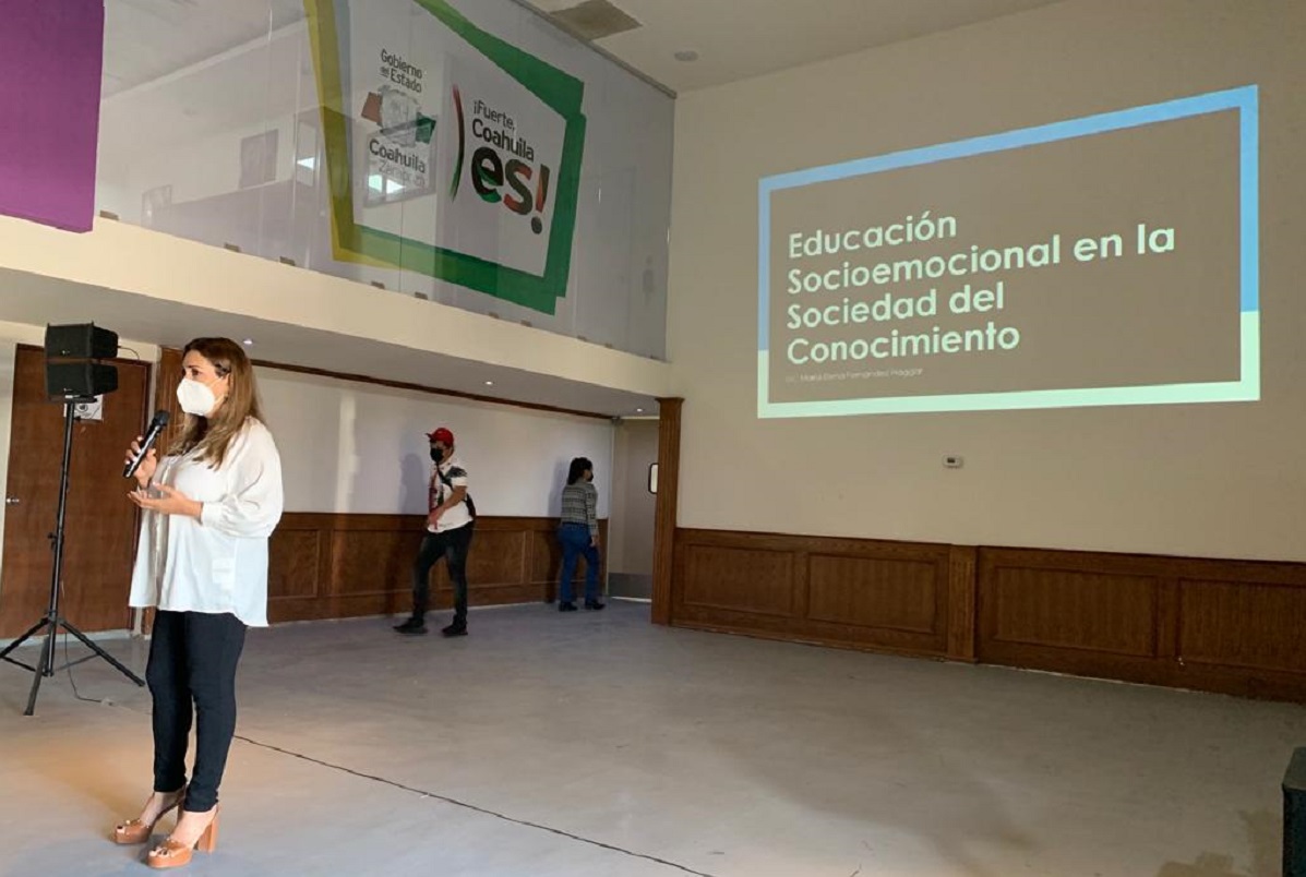 Asistieron a la charla aproximadamente 60 docentes. (cortesía)