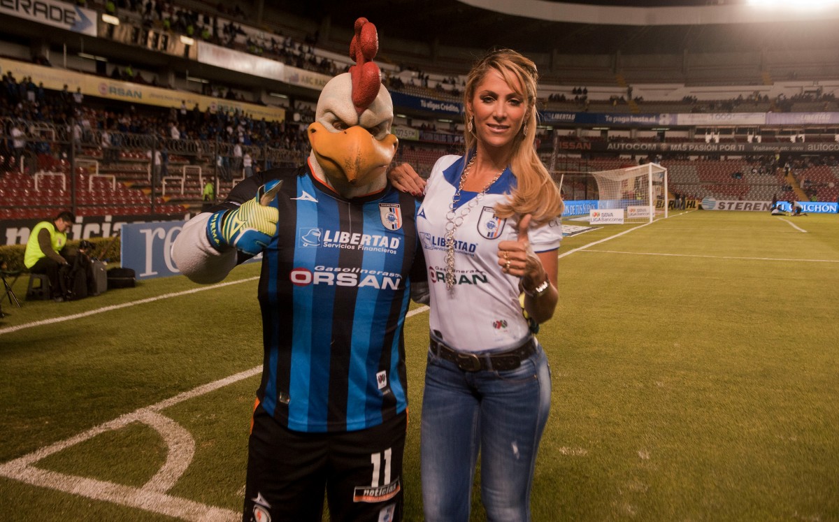 Critican a Inés Sainz por pedir que no desafilien a Querétaro (Imago7)