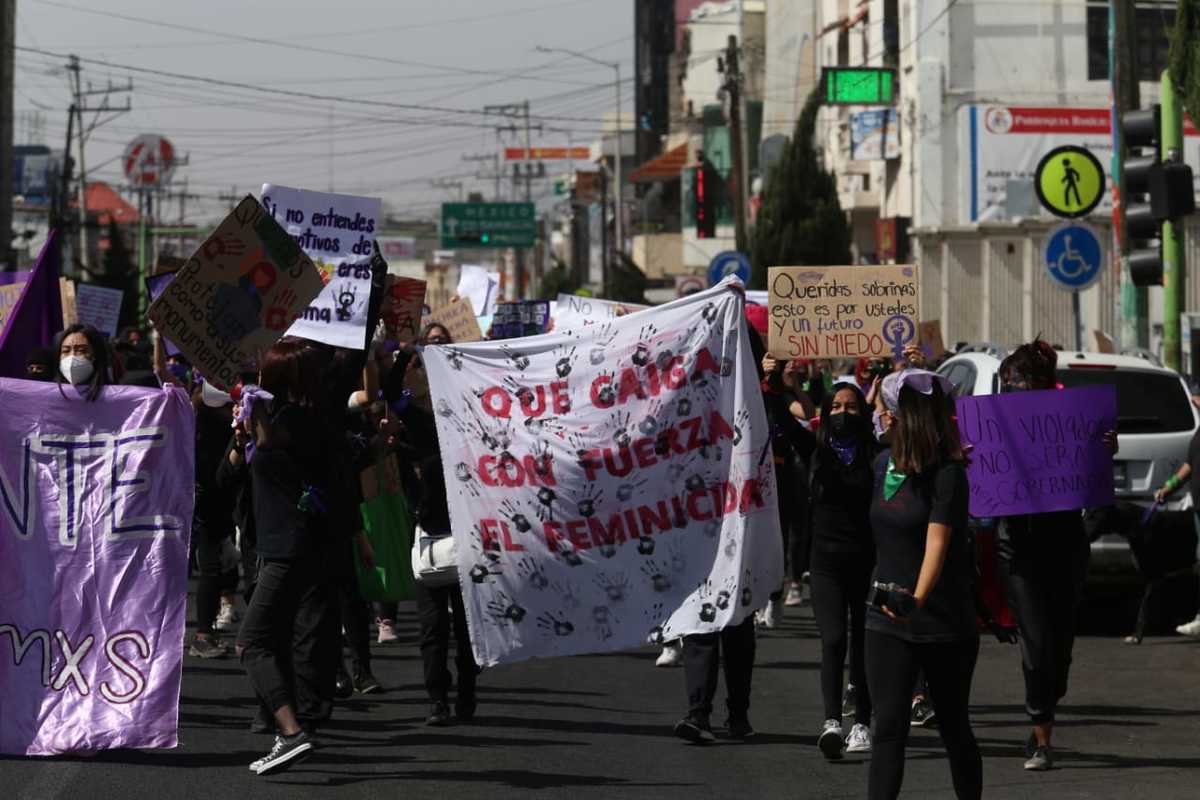 Marcha por el 8 de marzo en Pachuca. (Jorge Sánchez)