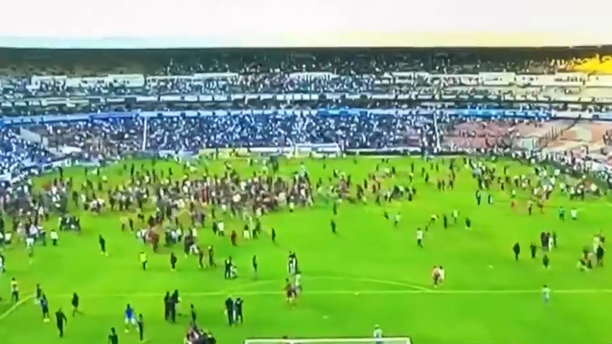 Van 19 personas dadas de alta tras riña en estadio