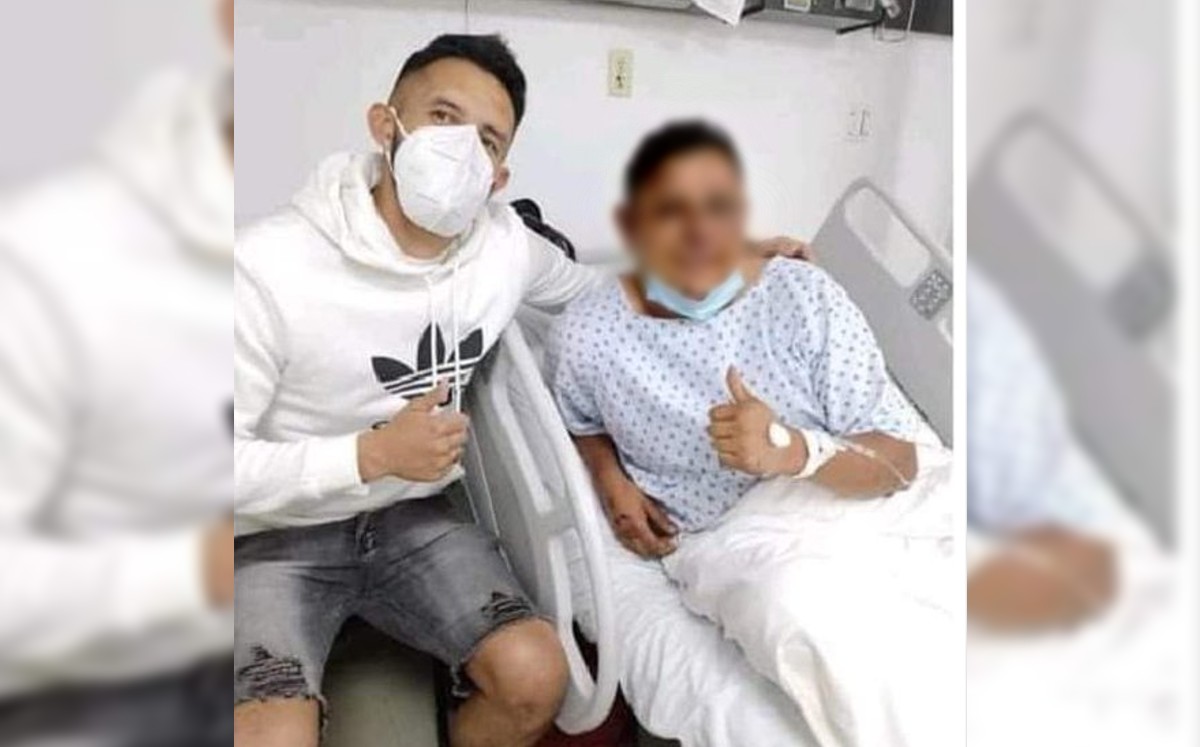 Camilo Vargas visita a aficionados hospitalizados tras riña en Querétaro (Cortesía)