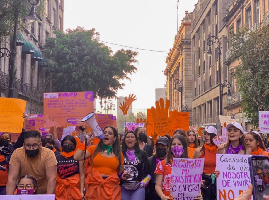 En 2021, la ex diputada acusó que fue señalada de promover la violencia. | @AlessandraRdlv