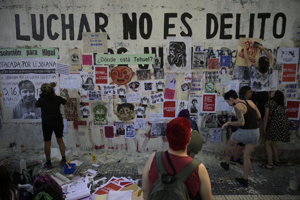 Millones de mujeres marcharon en el Día Internacional de al Mujer. (AFP)