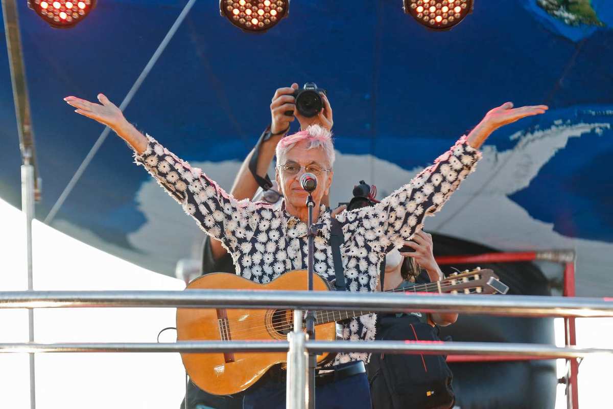 Caetano Veloso es uno de los cantantes más reconocidos de Brasil (AFP)