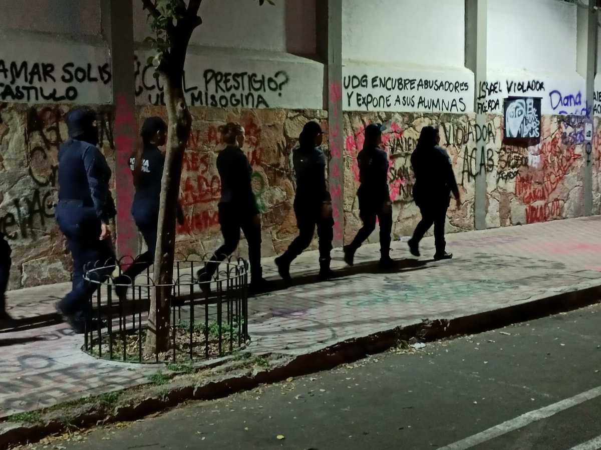 Con gran aglomeración y calma se lleva a cabo manifestación del 8M en Guadalajara