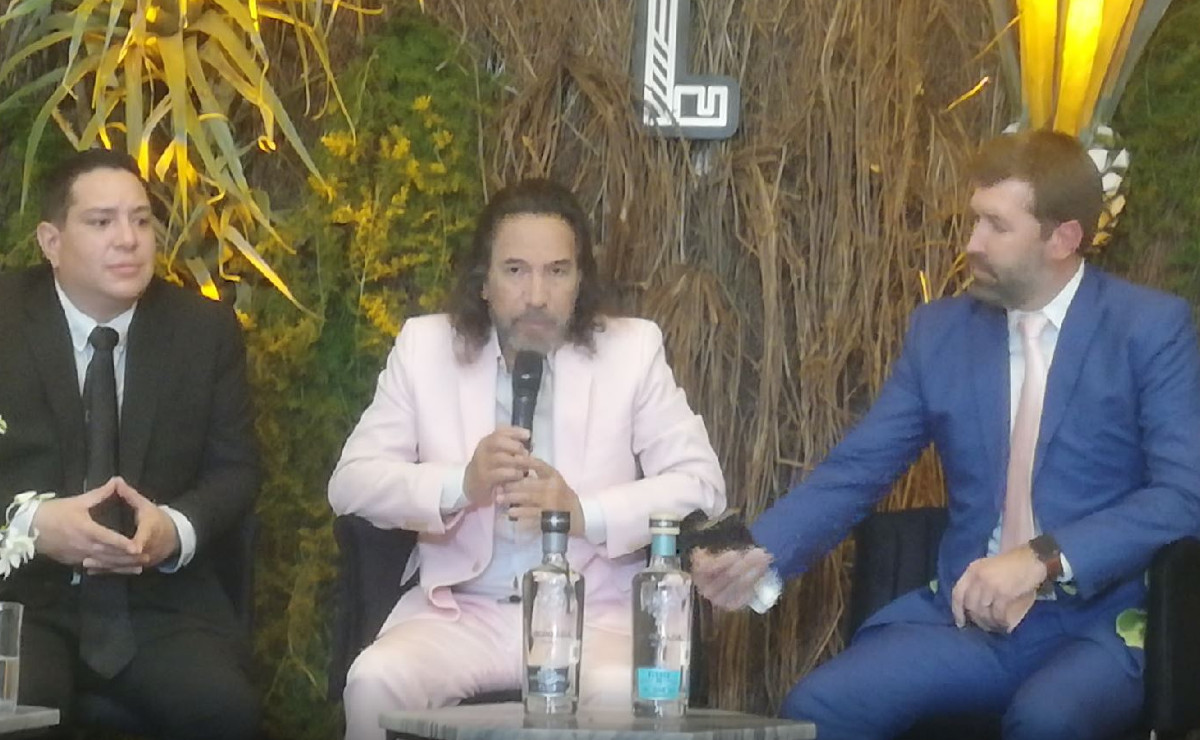 Alejandro López, Marco Antonio Solís y Alejandro Paterson (Enrique Vázquez)