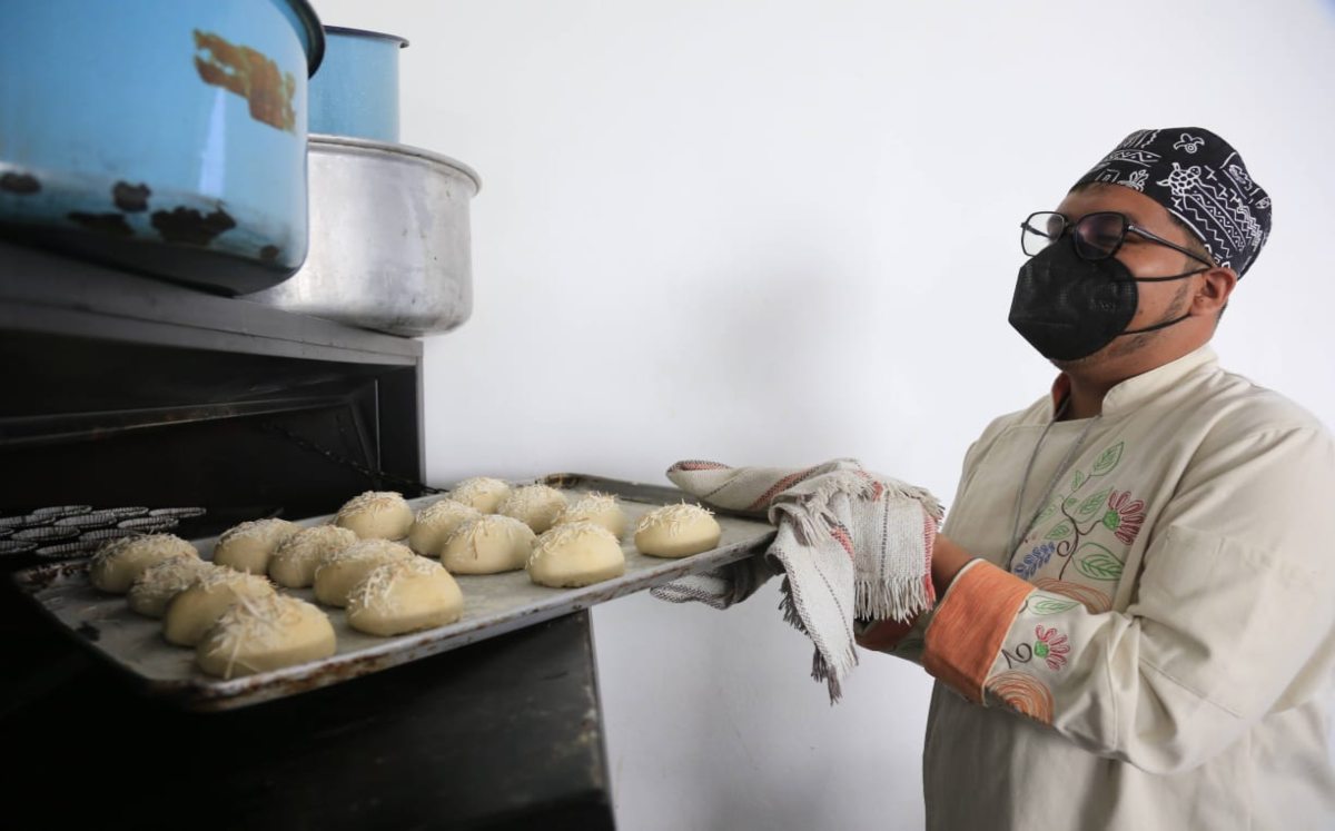 Alza en materias primas provenientes de Rusia y Ucrania eleva costos de producción de pan en Tehuacán | Andrés Lobato