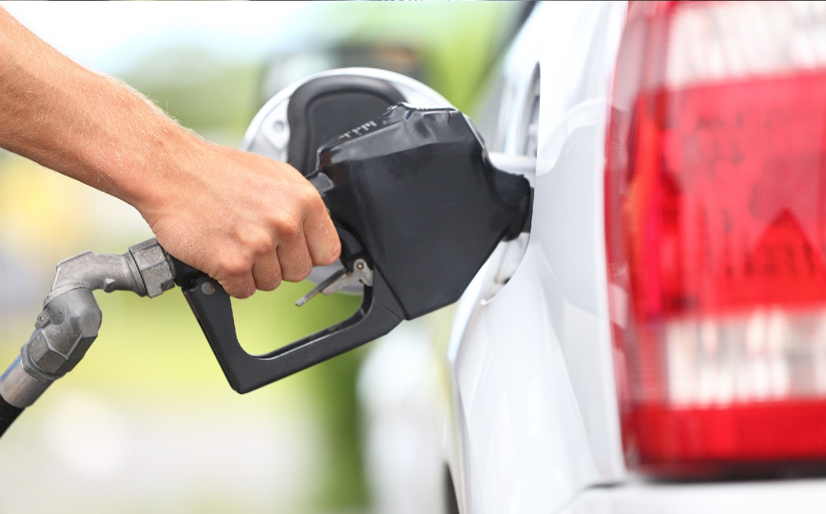 Las gasolineras en la Ciudad de México han subido sus precios ante la incertidumbre internacional. | Shutterstock