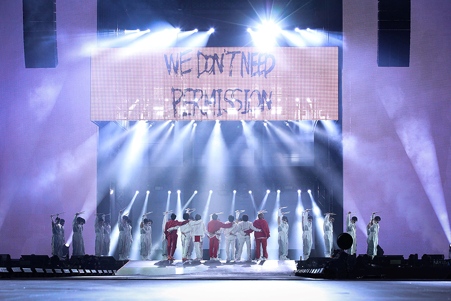La tarde del jueves, hora de Corea,  BTS volvió a los conciertos presenciales con su gira Seoul Permission To Dance | AFP