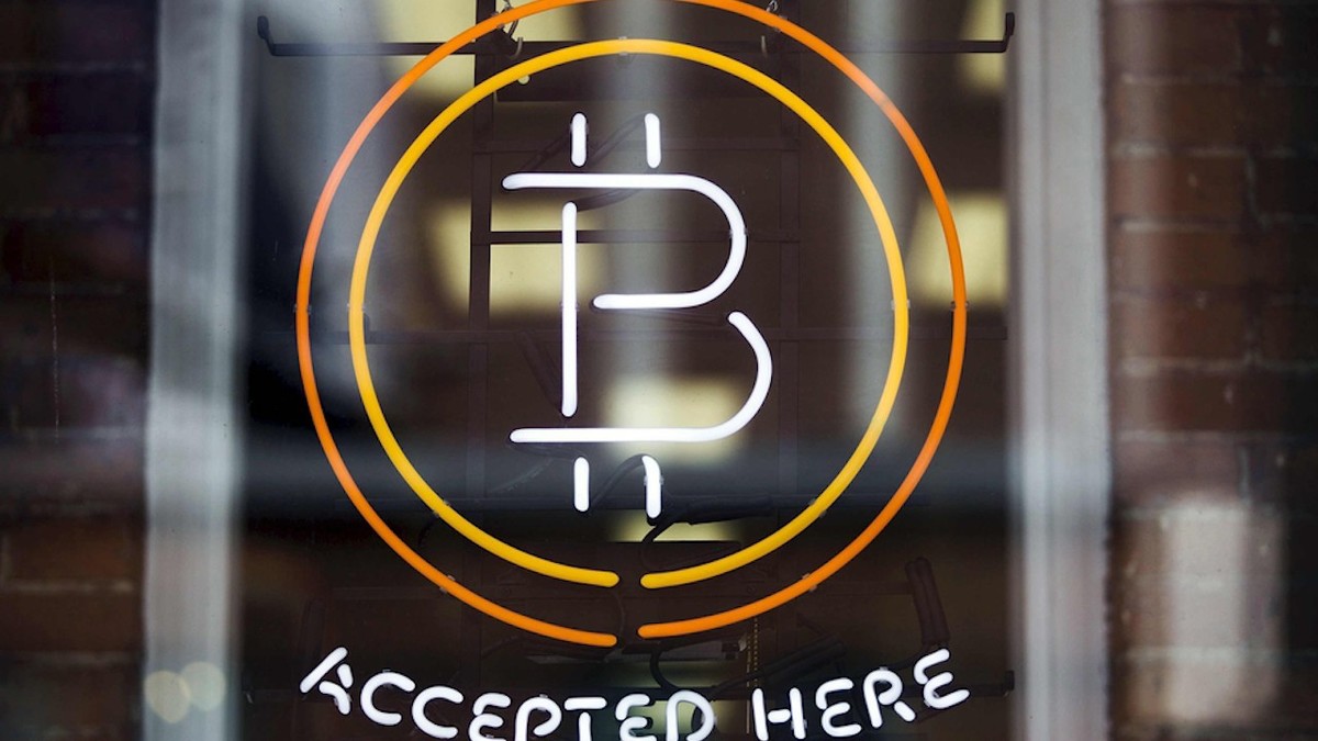 Cárteles mexicanos lavan 25 mil mdd al año a través de bitcoins, señala reporte