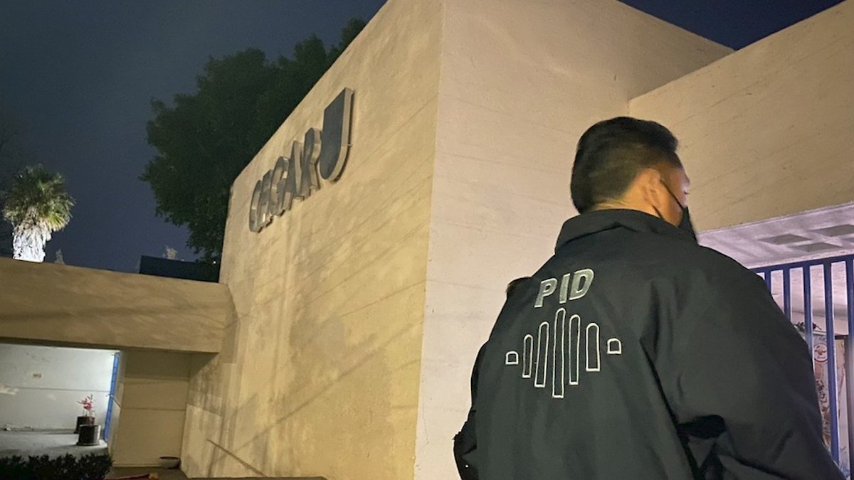 Fiscalía de Querétaro realiza cateos en sede de Gallos Blancos tras riña en 'La Corregidora'