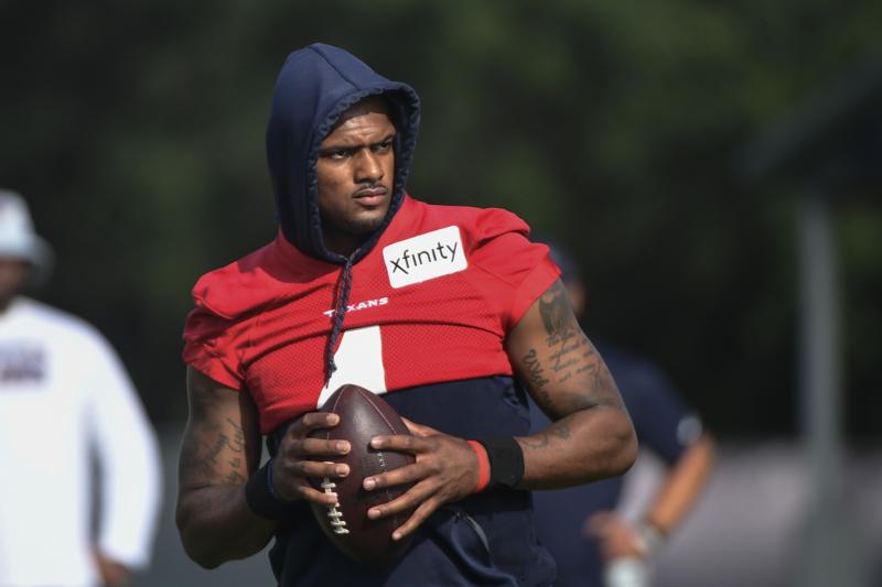 Jurado se niega a acusar formalmente a Deshaun Watson (AP)