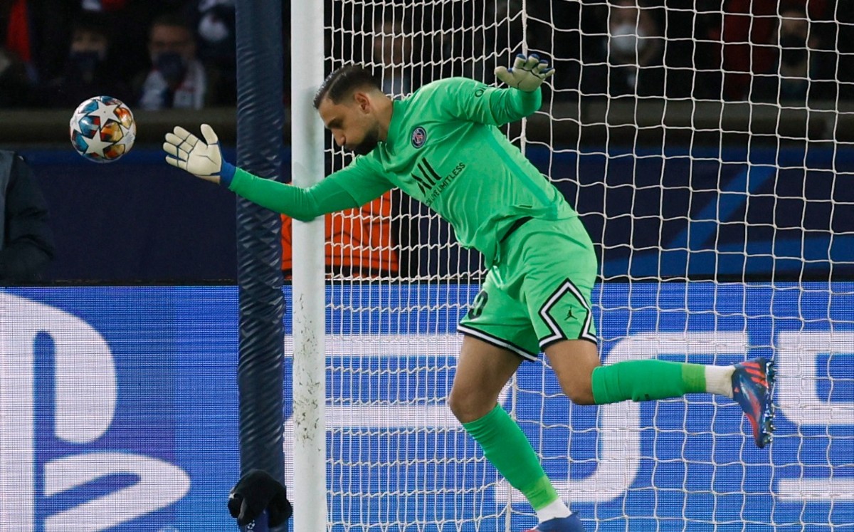 Arrigo Sacchi: "Donnarumma se equivocó al elegir el dinero del PSG" (Reuters)
