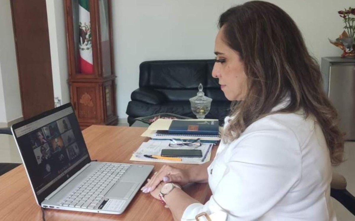 Advirtieron a sus contactos hacer caso omiso de los mensajes en los cuales les soliciten dinero.| Rogelio Agustín