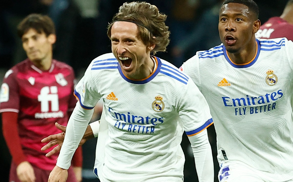 El noble gesto de Luka Modric con aficionado del Real Madrid  (Reuters)