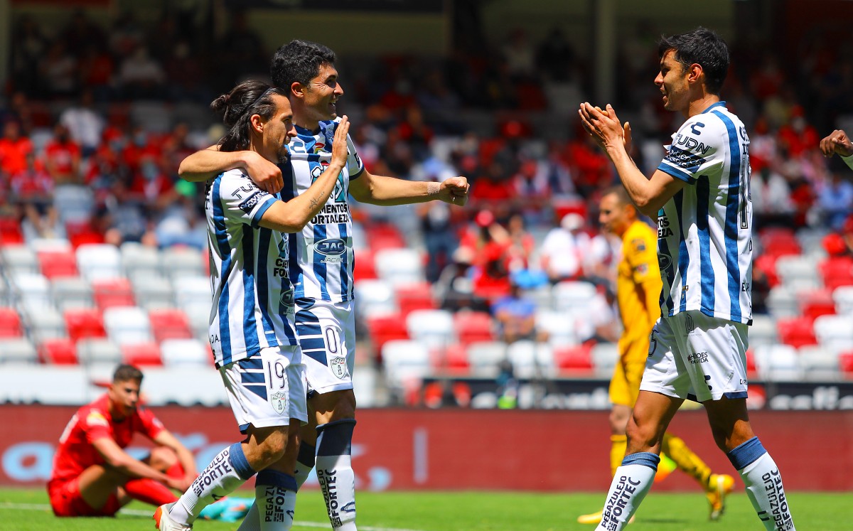 Pachuca apaga el infierno y se impone a Toluca  (Imago7)