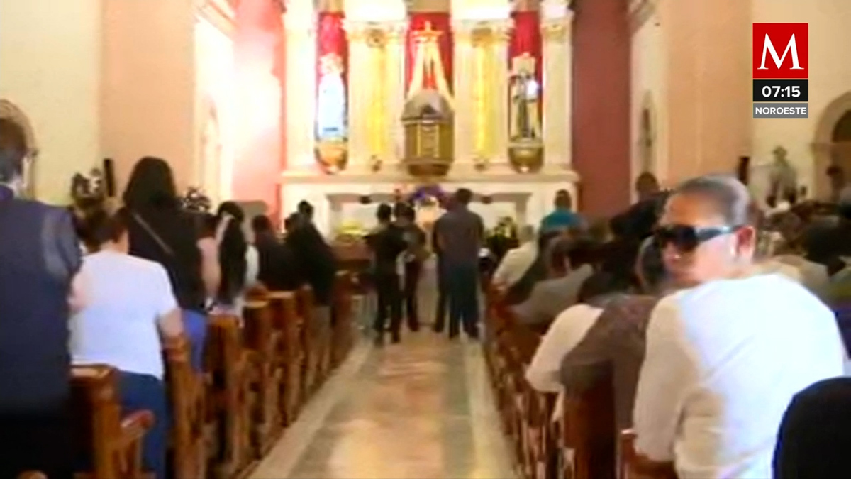 Realizan ceremonia religiosa para el alcalde de Aguililla y su asesor en Michoacán