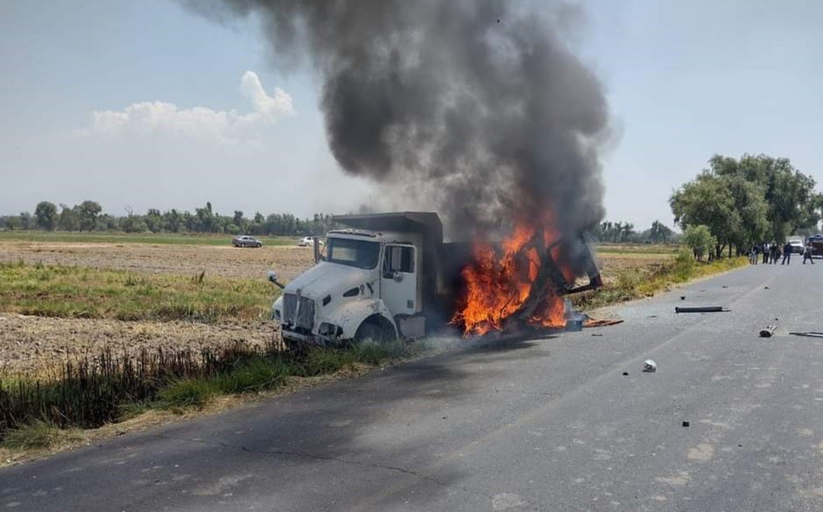 Hombre muere calcinado en un aparatoso percance vial en Tlaxcala | Especial