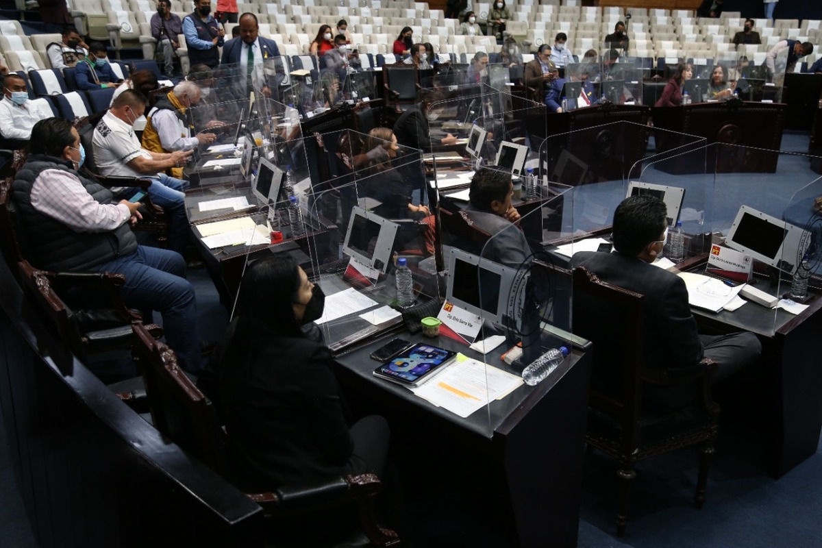 Sesión en el Congreso de Hidalgo (Jorge Sánchez)