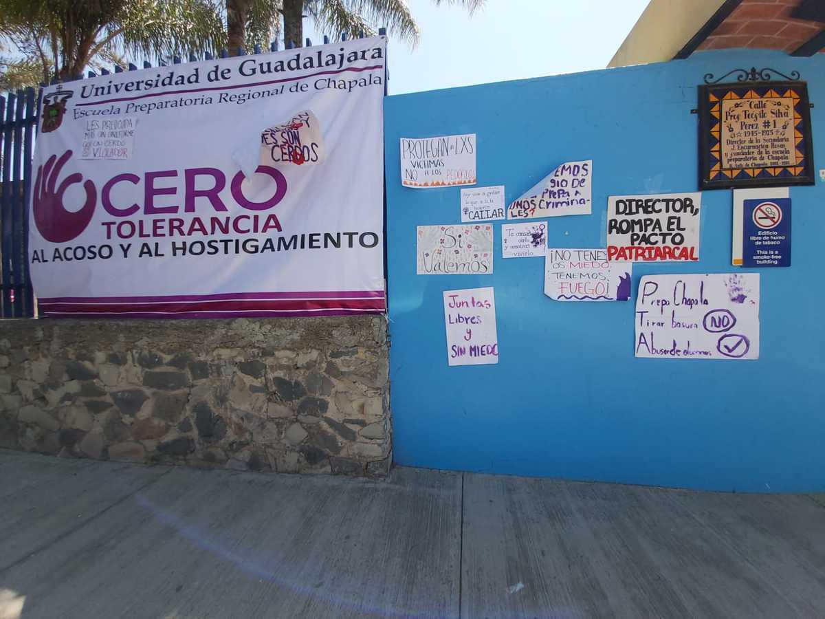 Los alumnos muestran solidaridad ante el caso de Daniela. (Rosario Álvarez)