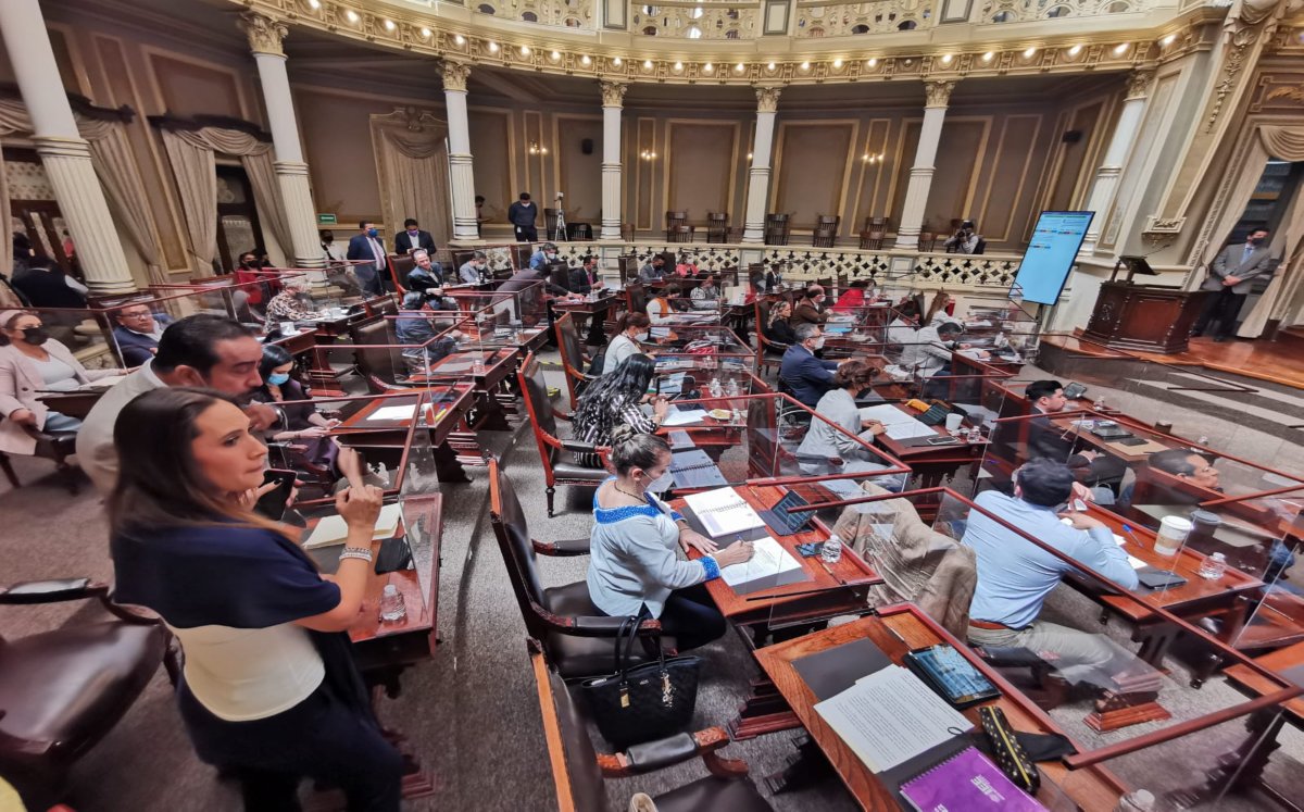 Diputados en el Congreso de Puebla | Melanie Torres