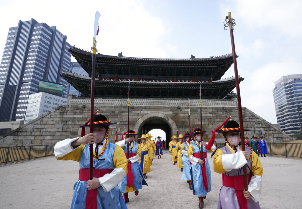 La pandemia de covid-19 en Corea del Sur tuvo su gran rebrote en febrero pasado. (AP)