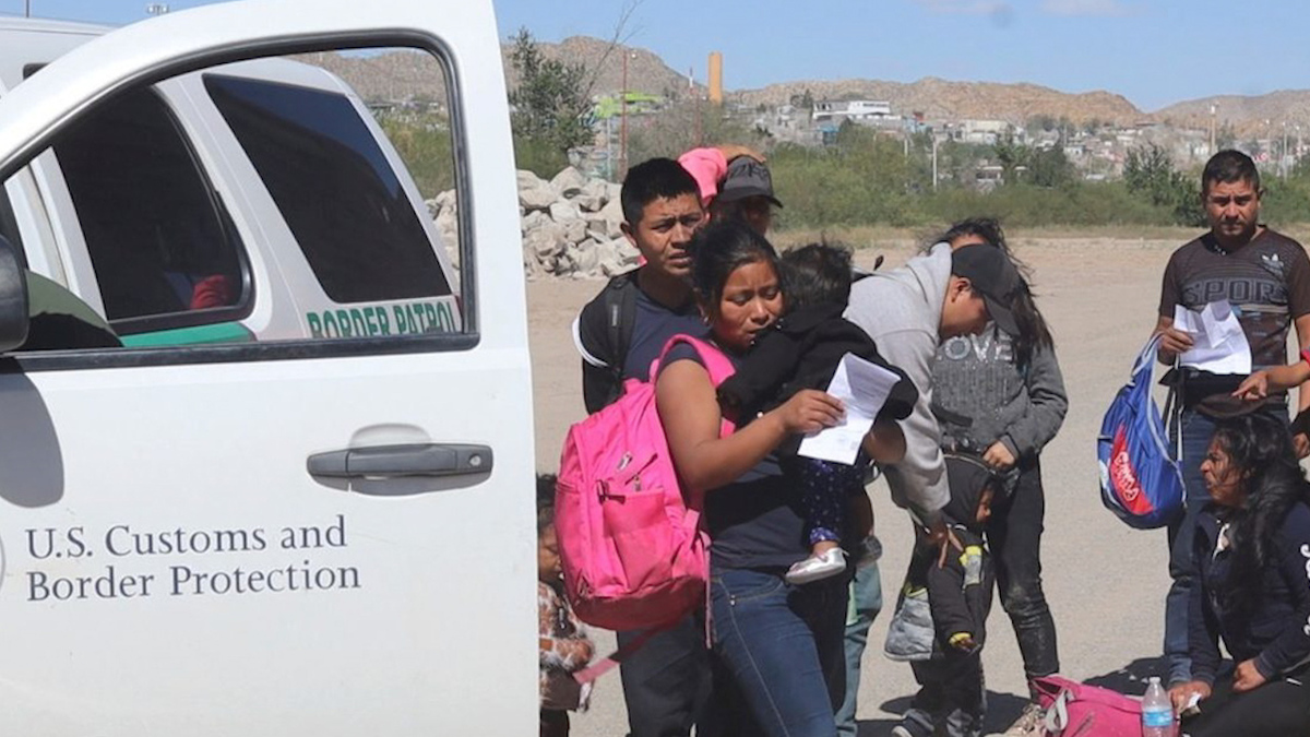 "Polleros" ofrecen cruce a EU hasta por 190 mil pesos