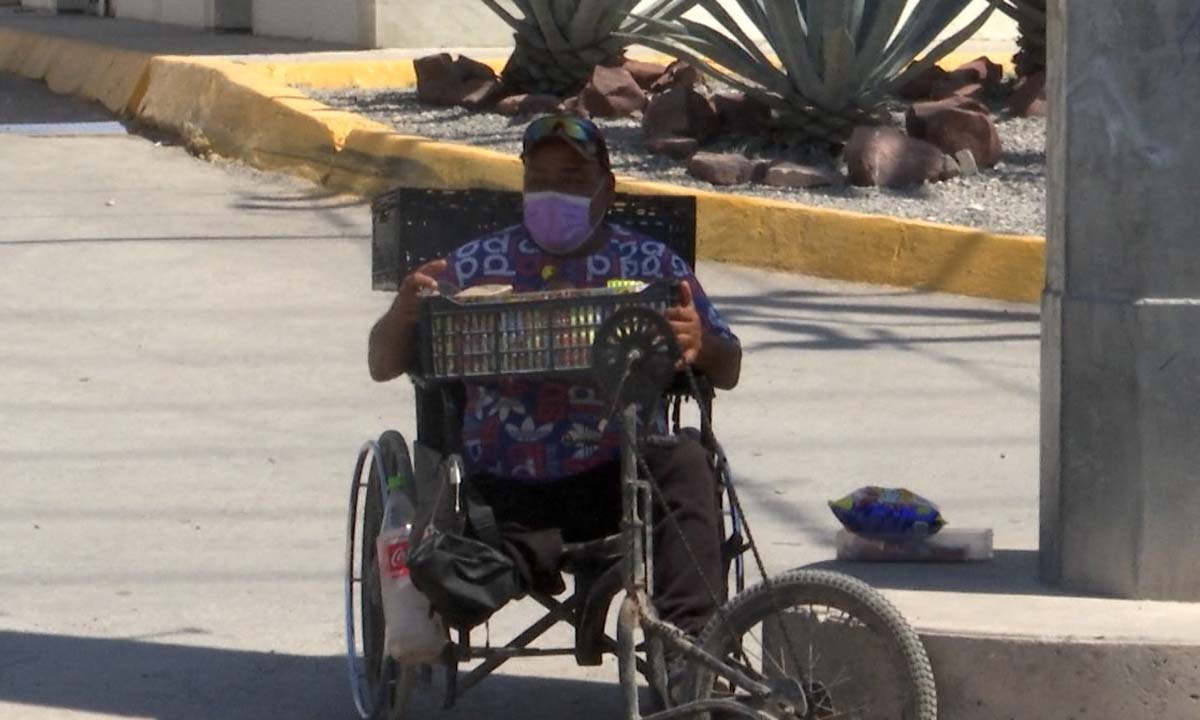 Don Juan tiene alrededor de ocho meses realizando esta actividad. (Especial)