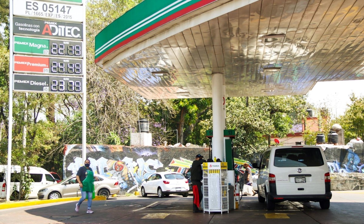 El C5 indicó qué gasolineras venden a mayor precio el litro de combustible. | Cuartoscuro