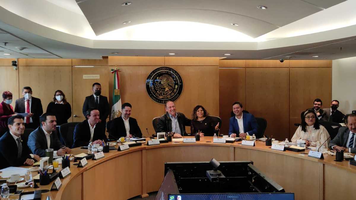 Junta de Coordinación Política y autoridades del futbol mexicano (Especial)