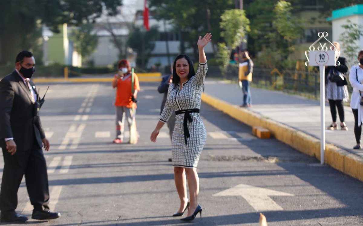 La alcaldesa fue suspendida de su cargo por presuntamente cometer los delitos de discriminación. | Araceli López