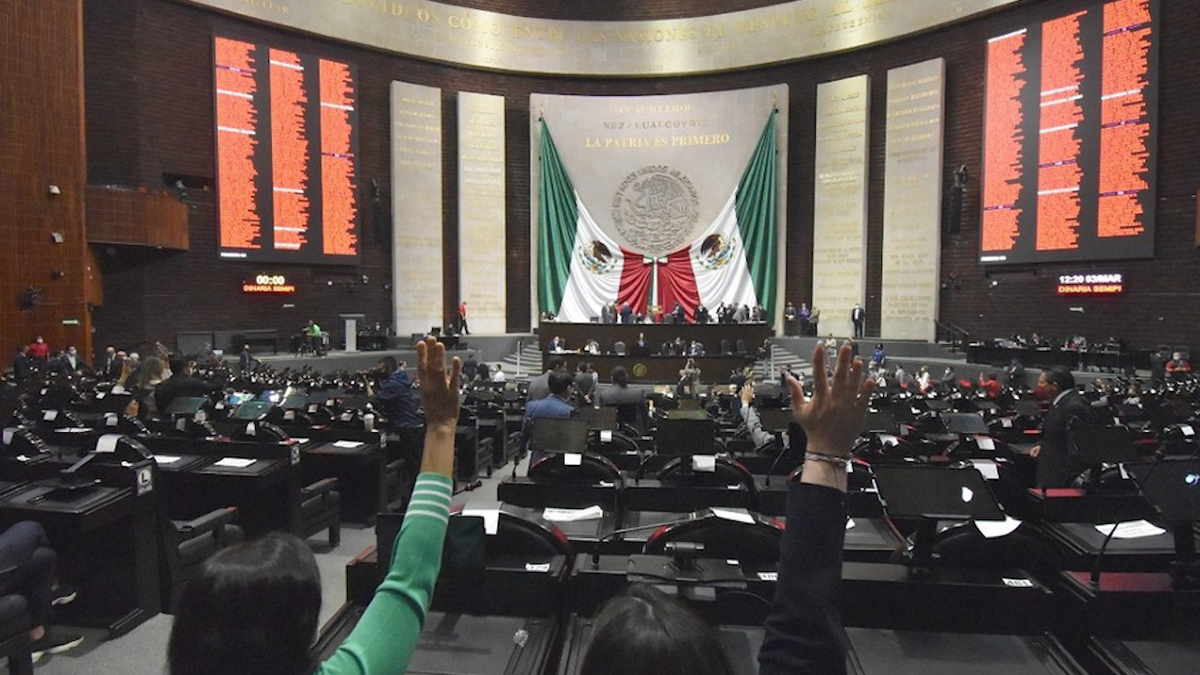 Diputados aprueban regulación a créditos de nómina