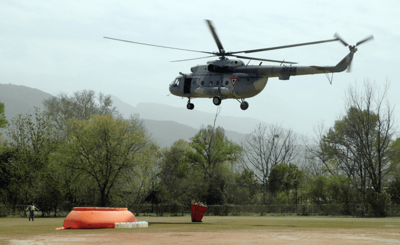 Dos helicópteros fueron desplegados en la zona gracias al Plan DN-III. FOTOS: LEONEL ROCHA