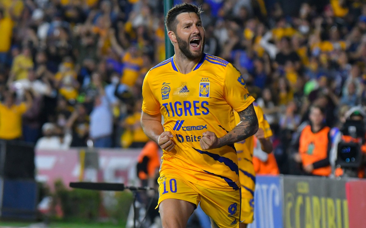 Rafael Márquez elogia a Gignac tras el Clásico Regio (Imago7)