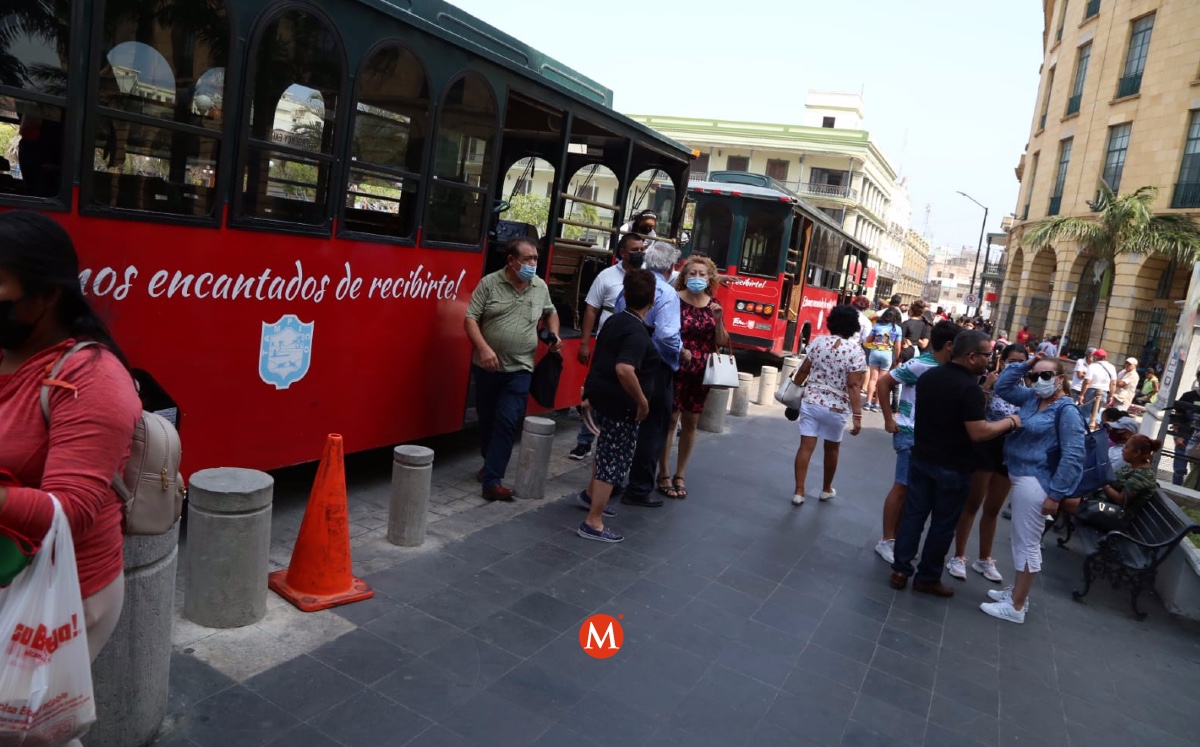 Turistas en Tampico. (Yazmín Sánchez)