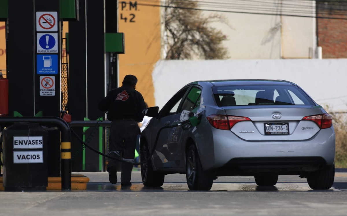 El alza en el precio de los energéticos está impactando negativamente en el poder adquisitivo de la gente, revela académico de la UPAEP | Andrés Lobat