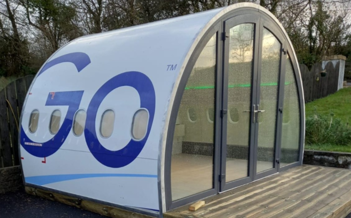 Las cápsulas, que provienen de aviones reciclados, cuentan con tamaños personalizados, y puden contar con dormitorio, baño y cocina.  Foto: ESPECIAL