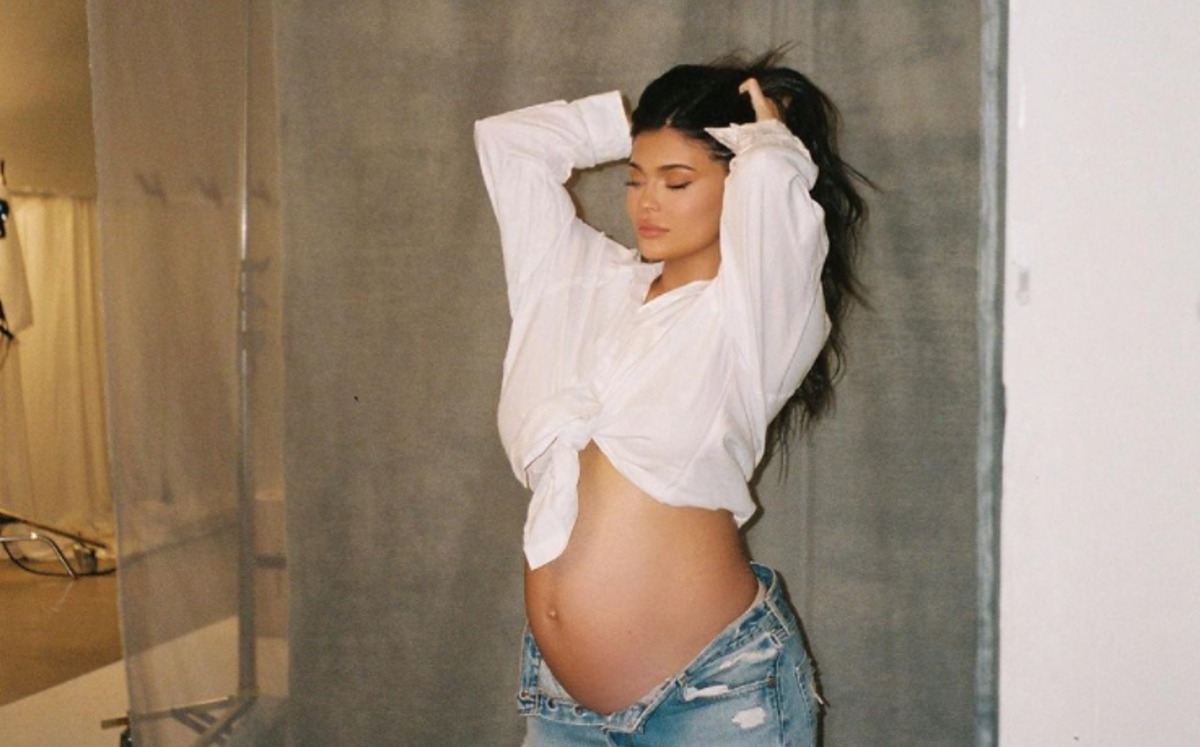 Kylie Jenner revela todos los detalles de se segundo embarazo